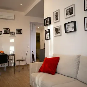  Appartement Colosseo Brightful With Rooftop