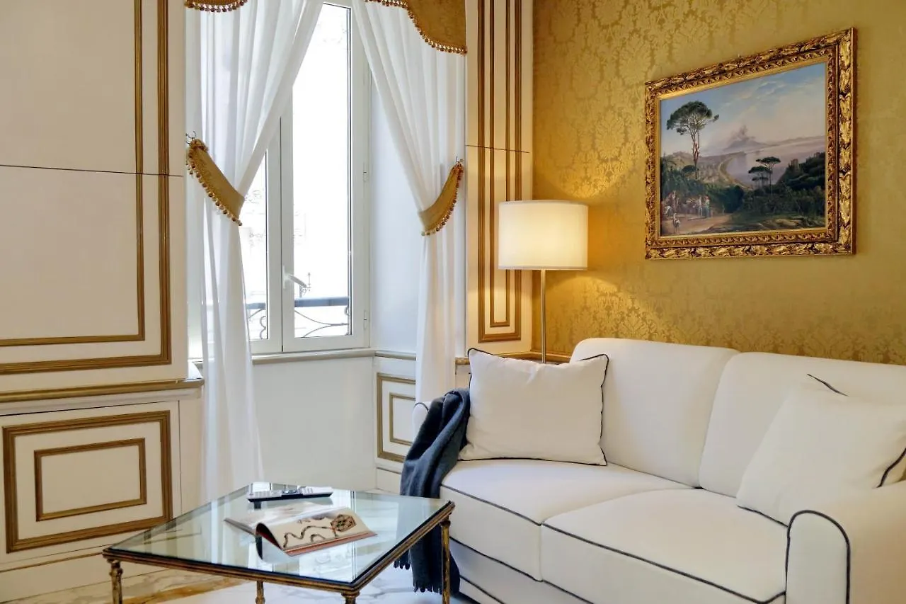 Elegant Apartment Nearby Trevi Fountain Rome