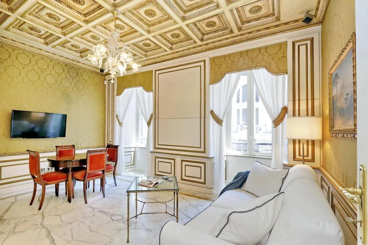 Elegant Apartment Nearby Trevi Fountain Rome